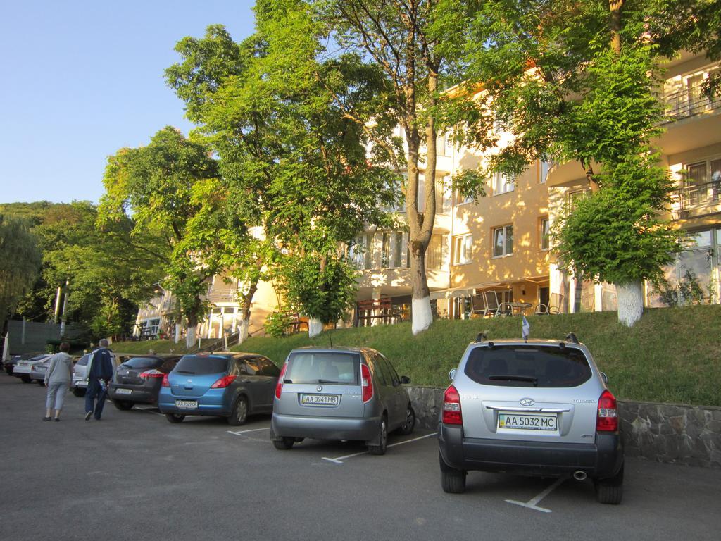Quelle Polyana Hotel Exterior photo